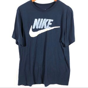 Nike Men’s T-shirt EUC Large